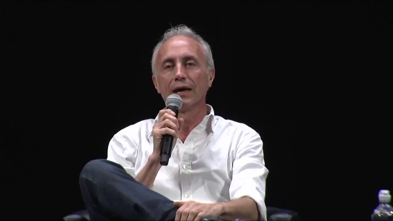 B. come basta! Incontro con Marco Travaglio