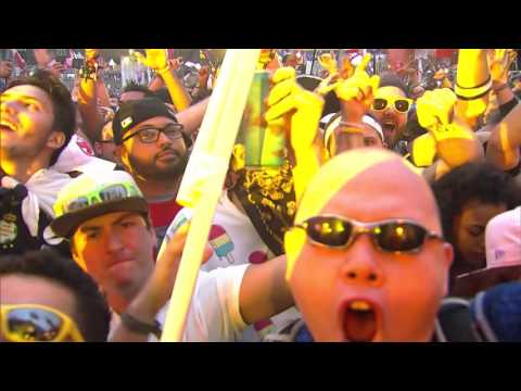 Showtek LIVE at TomorrowWorld 2015