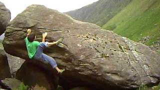 preview picture of video 'Bouldering in Glendalough and Doolin'