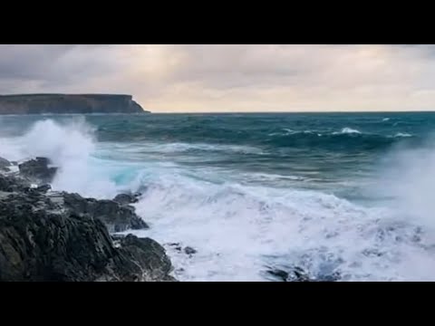 8 Hours of Powerful Ocean Waves Crashing on a Rocky Coast🌊| Deep Focus & Relaxing Nature White Noise