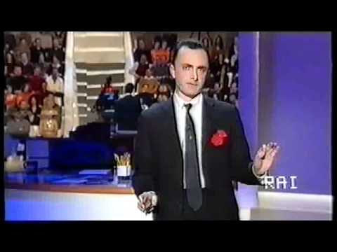 Daniele Luttazzi joke su Berlusconi (Satyricon 2001)