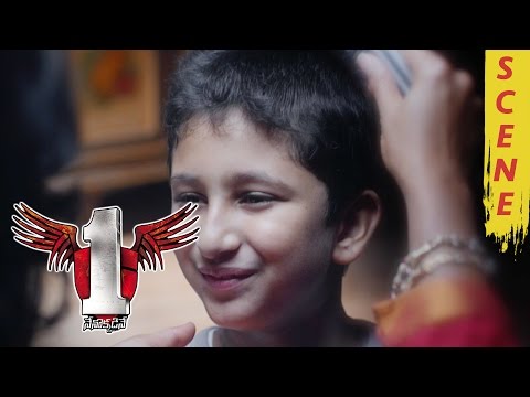 Mahesh Babu Gets Emotional And Telling About His Parents - 1 Nenokkadine Movie Scenes