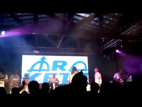 ARAKETU - Show no Xingu Praia CLube (Altamira - Pará, 19 Jun. 2015)