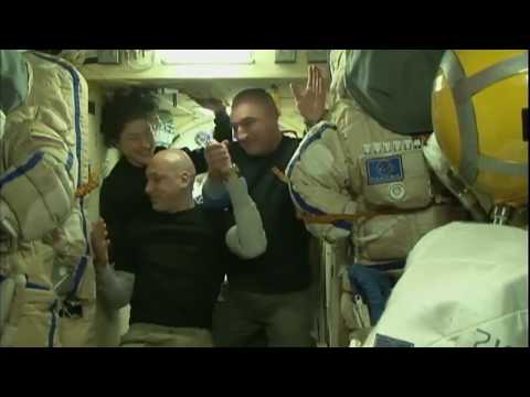 Expedition 61 Crew Says Farewell
