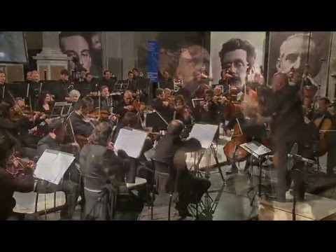 G.F.HANDEL - SARABANDE (theme from BARRY LYNDON) - LUCCA PHILHARMONIC - ANDREA COLOMBINI