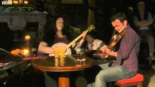 Brona Graham & David Doocey - Eddie Duffy's Barndance/The Flogging