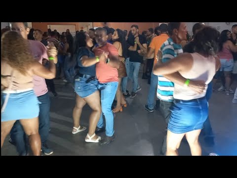 CHORA    CAROLINA   /   LEÃO    DOMADO      @MilitaoDivulgacoesOficial