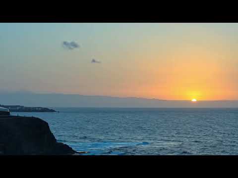 Stunning Waves, El Frontón - Caleta de Arriba - Gáldar