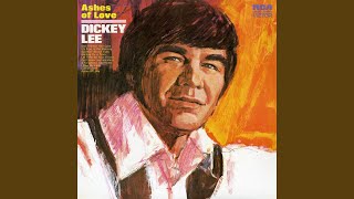 Sparklin&#39; Brown Eyes