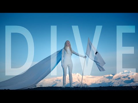 Dive video