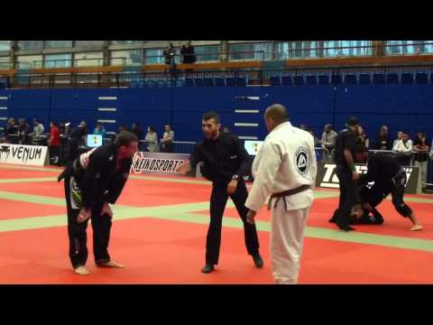 Susej Pontes vs Patrick Talmon - IBJJF London Open 2015 - Brown Master 2 - Medium-Heavy
