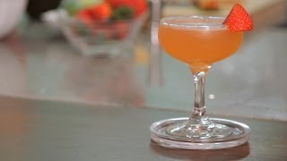 How to Make a Strawberry Daiquiri | Cocktail Recipes