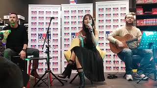 Betül Demir - Karabatak (Kanyon D&amp;R Akustik Performans) (26.12.2017)
