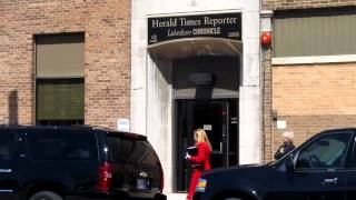 Governor Walker leaving the Manitowoc Herald Times Reporter 4/23/2012