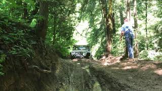 Jeep JKU Rubicon crawling little widow maker bypass