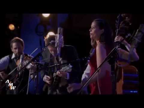 S’iomadh Rid (The Dhith Om / Ciamar A Ni Mi) - Rhiannon Giddens - HD (1080p)