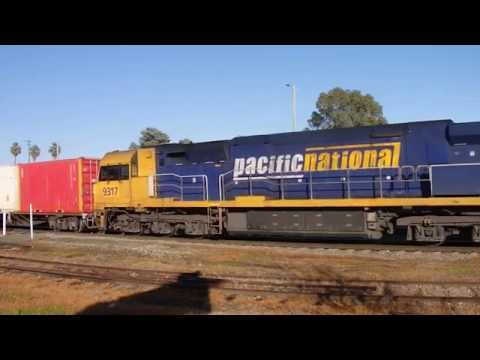 Junee Trains NR107, NR105 & 9317 with 6MW2