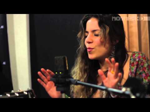 Muevelo Tuti - Duina del Mar - Revista BOMBEA