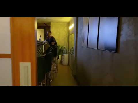 Quán Bar Hà Nội - Up's Lougne & Bar - 114 Phan Kế Bính