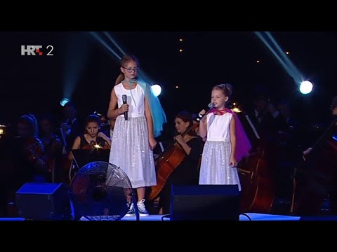 Mia (13) & Lana Negovetić (6) - Puštam sve [Let It Go] (Live, 2016)