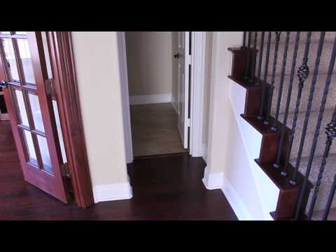 Santiago v HD - uvnitr domu a garaz - Video 1