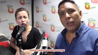 ¿Qué sucede en la cabina de Nueva Q cuando los locutores no están al aire?