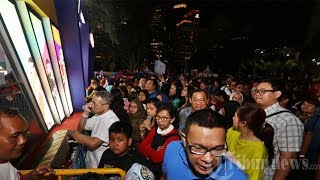 Kaca Superstore Pecah saat Pembeli Menyerbu Merchandise Asian Games 2018