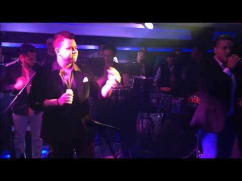 Oscar Arriaga en Lenvill Club Maracaibo -- Amiga