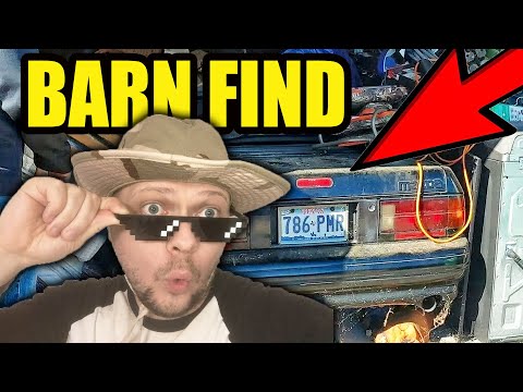 BARN FIND. A convertible Mazda RX-7 with a rotary engine was found in the garage under the rubble