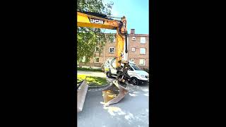 JCB JS145 W *Only 9.350hrs !! *ROTOTILT *3x BUCKETS wheel excavator for sale - Image 5 | Machineryline TH JCB JS145 W *Only 9.350hrs !! *ROTOTILT *3x BUCKETS wheel excavator | Image 5 - Machineryline