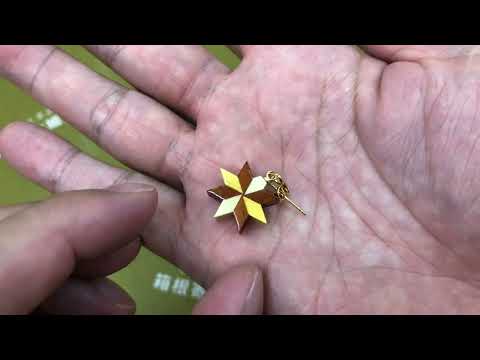 寄木ピアスＣ　E0176