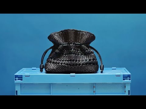 Up close: The LOEWE Flamenco clutch Woven