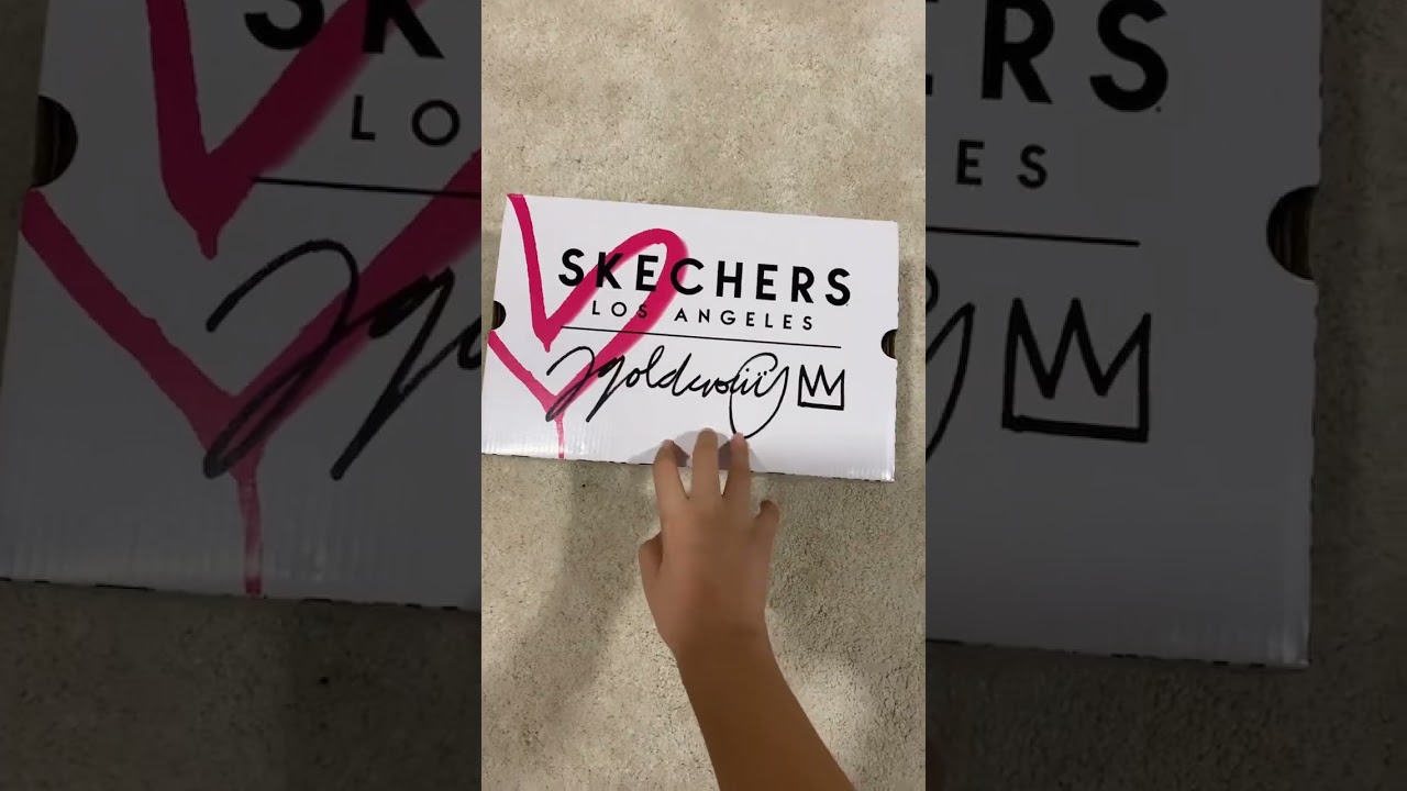 Unboxing Lovewall heart Skechers🔥❤️ | #unboxing #skechers