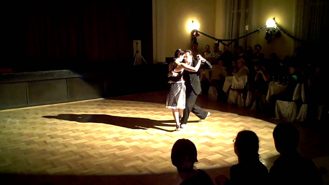 Luis Mendez & Gabriela Gonzalez,  Dance 2, Sofia 11 Dec 2009