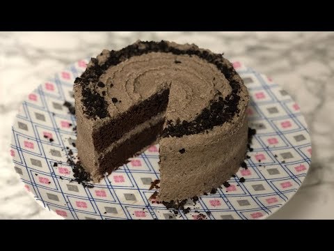 How To Make a Vegan Oreo Chocolate Cake