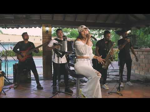 KAREN LIZARAZO - REGALAME UNA NOCHE