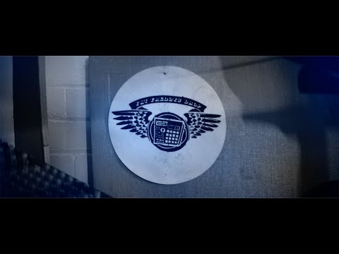  Fat Freddy’s Drop  - video