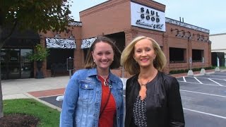 preview picture of video 'Betty's Trip to Saul Good Restaurant with Family'