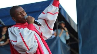 Kirk Franklin - Before I Die (Berklee Gospel and Roots Choir at Newport Folk Festival)
