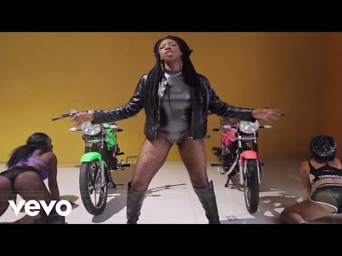 MACKA DIAMOND - SHAKE (Official Video)