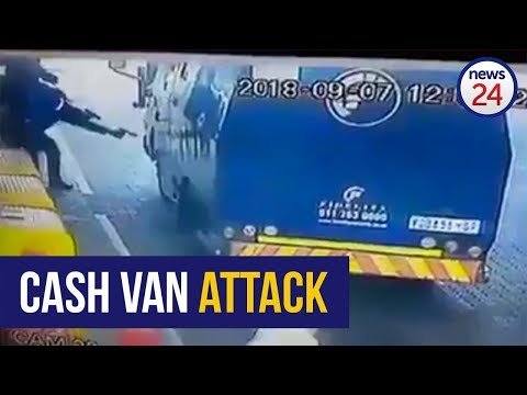 WATCH: Audacious thieves steal R10 000 in cash-in-transit robbery
