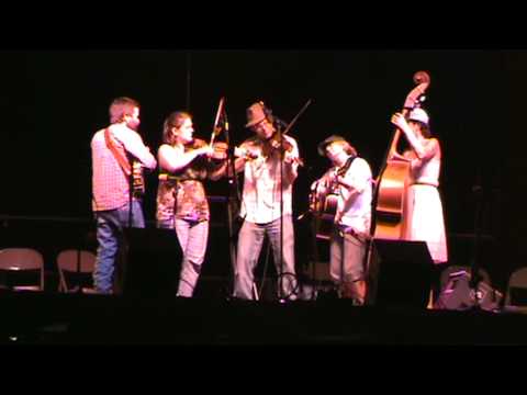 Clifftop 2009 Traditional Band Finals - The Balers,  "Pretty Little Shoes"