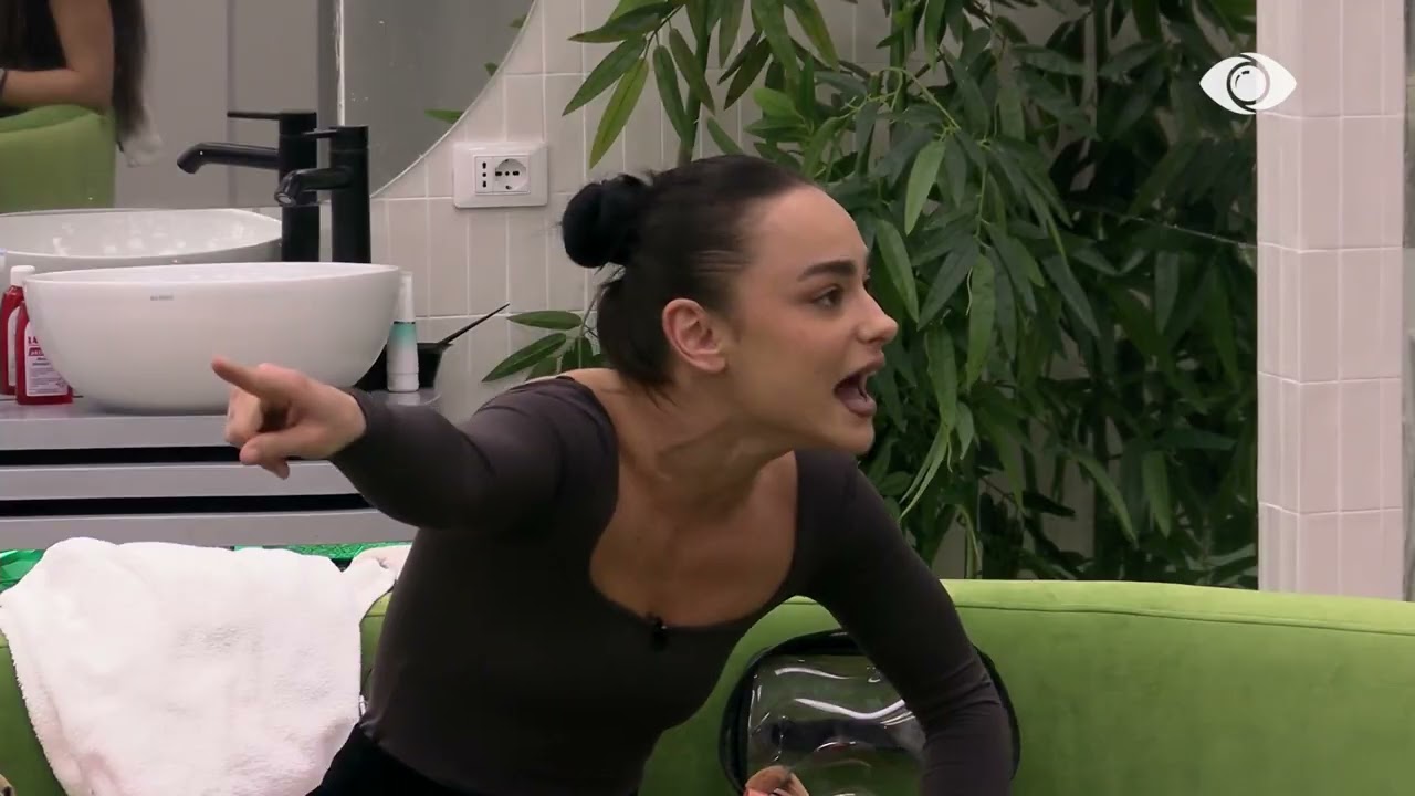 “Ti do të të besojnë”/ Debat i ashpër mes Eglit dhe Livias: Thuaj jam duke bërë skemë