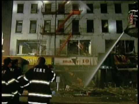 COOL NYC BUILDING COLLAPSE-Seen On Destroyed In Seconds