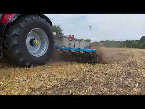 Heilers Messerwalze beim Stoppelsturz