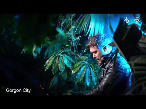 Gorgon City played track Pravda from Airsand & TuraniQa, Bajjo