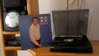 QUE HAY DE MALO SER EXTRAÑOS !!!