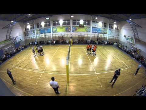 KS MOSiR Huragan Międzyrzec Podlaski vs MUKS Huragan Wołomin, 14.02.2015 Set 1/4