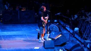 Pearl Jam - The Needle and The Damage Done - United Center, Chicago - 08.23.2009