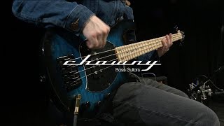 Video thumbnail for Chowny Retrovibe Davie504 EVO Bass, Blue Burst | Gear4music demo by Gear4music Guitars